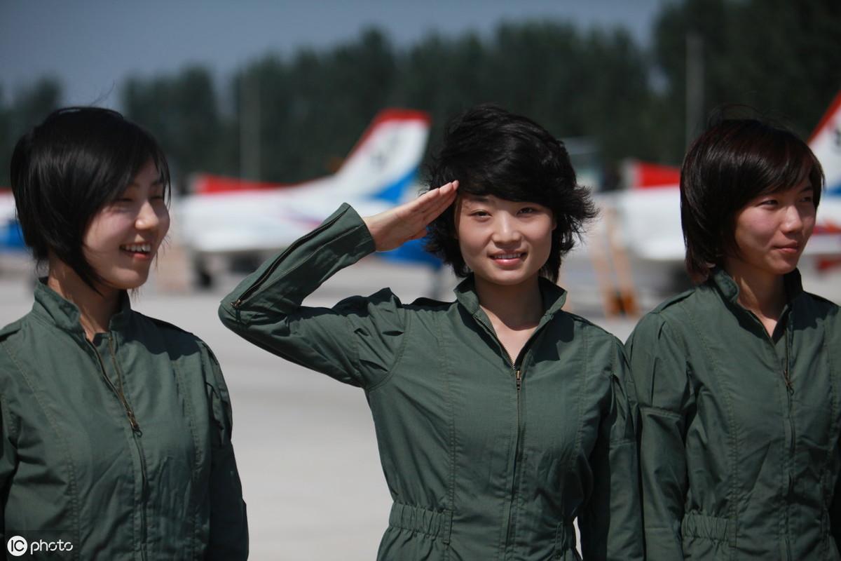 殲-15摔機(jī)四架原因深度解析，殲-15四架摔機(jī)原因深度探究