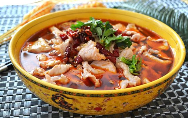 水煮肉片，一道川菜的魅力與獨(dú)特風(fēng)味，川菜經(jīng)典，水煮肉片的魅力與獨(dú)特風(fēng)味
