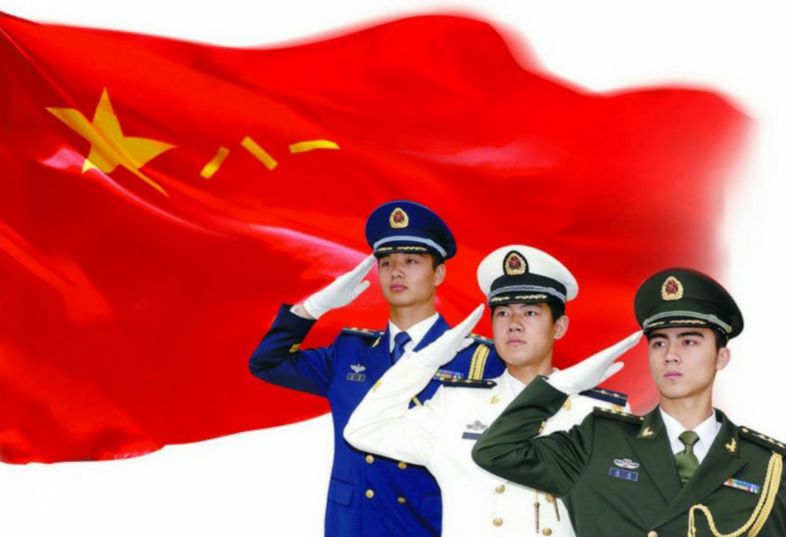 敬禮八一軍旗，榮耀的象征與時(shí)代的印記，敬禮八一軍旗，榮耀時(shí)代的印記與象征