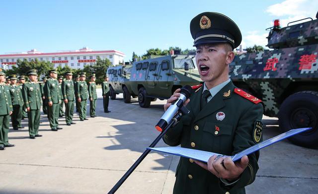 大學(xué)生畢業(yè)直招軍官考試，新路徑與機(jī)遇，大學(xué)生畢業(yè)直招軍官考試，新路徑探索與機(jī)遇挑戰(zhàn)