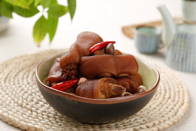 燉豬蹄最忌三種調(diào)料
