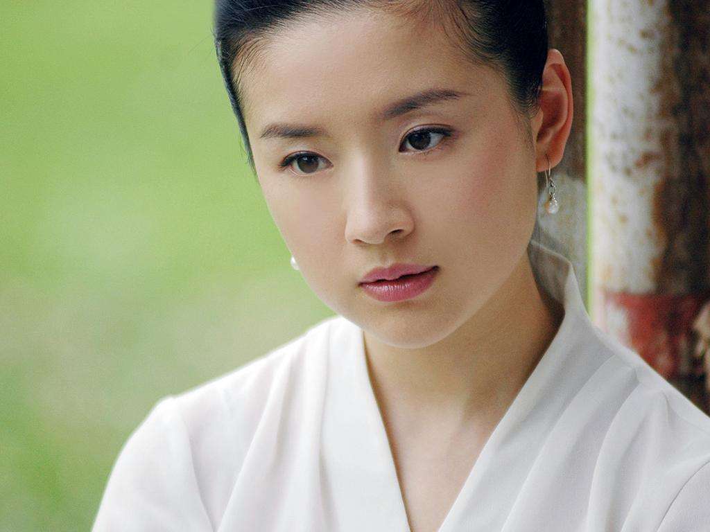董潔潘粵明結(jié)婚，一段美好的緣分與婚姻之旅，董潔潘粵明結(jié)婚，美好緣分開啟婚姻之旅