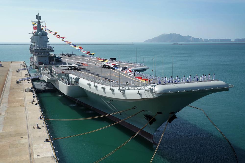 中國(guó)航母山東艦，展現(xiàn)大國(guó)海軍力量，中國(guó)航母山東艦，展現(xiàn)大國(guó)海軍雄風(fēng)