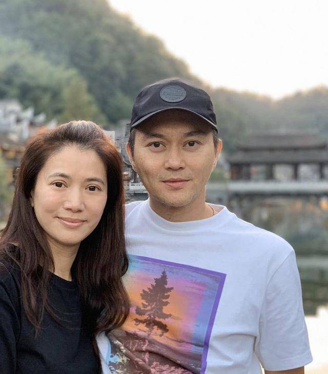 袁詠儀張智霖今天消息，愛情與生活的美好交織，袁詠儀張智霖的愛情與生活，美好交織的最新動態(tài)消息