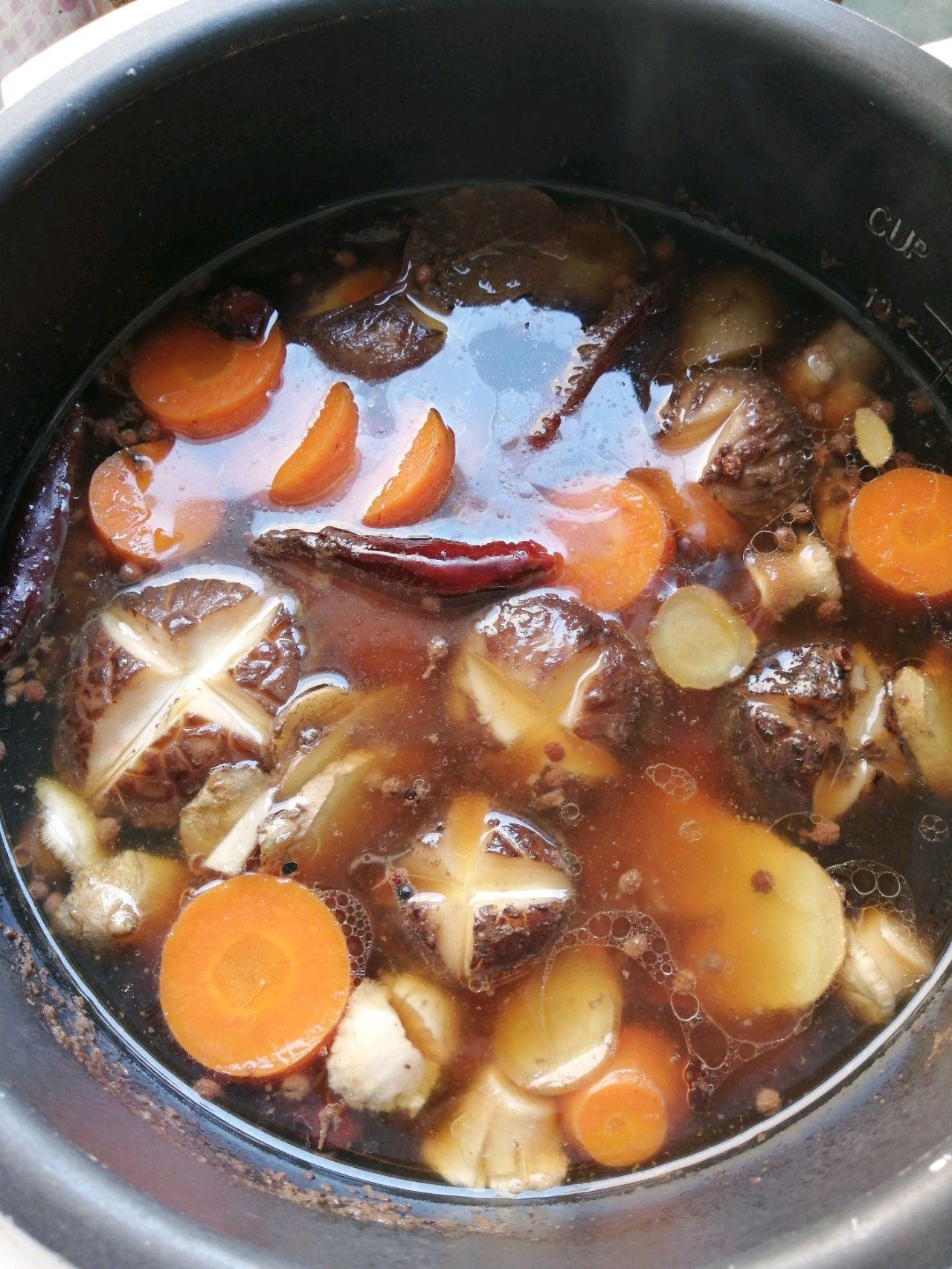 燉排骨的做法，一道家常美食的烹飪指南，家常燉排骨烹飪指南，美味排骨湯的做法