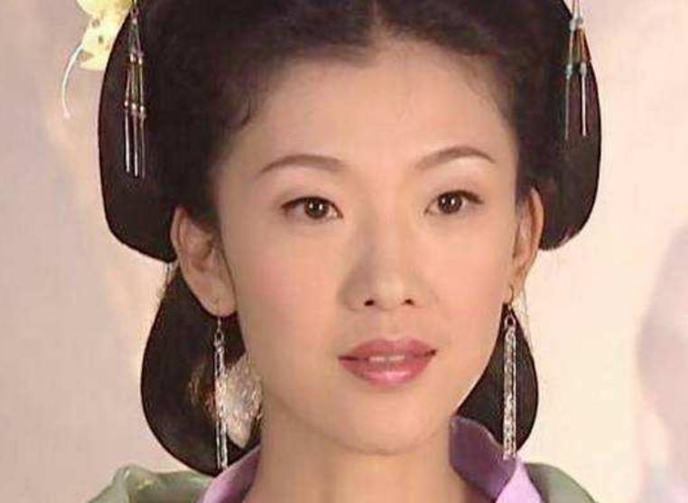 鄭爽真實(shí)身高揭秘，探究背后的真相，鄭爽真實(shí)身高背后的真相揭秘