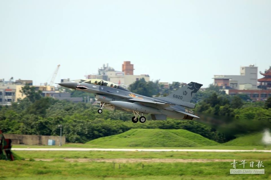 臺(tái)灣F-16戰(zhàn)機(jī)降落廈門(mén)，歷史性的時(shí)刻與兩岸關(guān)系的深度解讀，臺(tái)灣F-16戰(zhàn)機(jī)降落廈門(mén)，兩岸關(guān)系的歷史性時(shí)刻與深度解讀