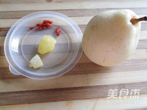 冰糖燉雪梨的正確做法，一道傳統(tǒng)美食的烹飪指南，冰糖燉雪梨烹飪指南，傳統(tǒng)美食制作詳解