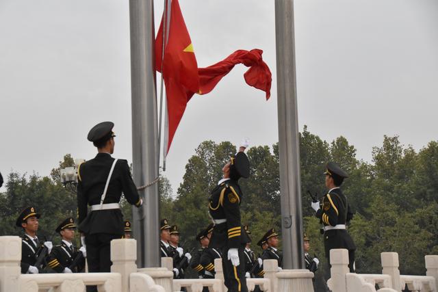 國(guó)旗護(hù)衛(wèi)隊(duì)成立時(shí)間及其深遠(yuǎn)影響，國(guó)旗護(hù)衛(wèi)隊(duì)成立時(shí)間與深遠(yuǎn)影響的探究