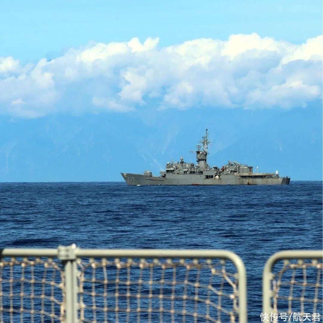 臺(tái)海巡署大艦徘徊海峽中線，區(qū)域安全的新視角與深層意義，臺(tái)海巡署大艦徘徊海峽中線，區(qū)域安全新視角與深層內(nèi)涵解讀
