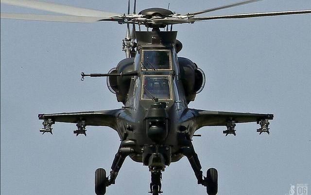 武直-10，輕型還是中型？解析其定位與特點，武直-10的定位與特點，輕型還是中型？