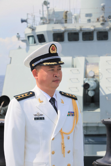 驅(qū)逐艦長(zhǎng)，海洋上的戰(zhàn)略領(lǐng)航者，驅(qū)逐艦長(zhǎng)，海洋戰(zhàn)略領(lǐng)航先鋒