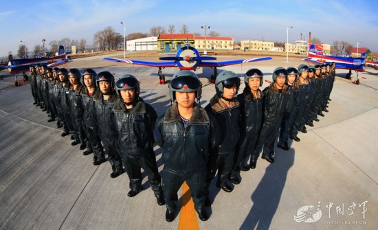 中國空軍軍校，培育英勇無畏的空中戰(zhàn)士，中國空軍軍校，培育無畏空中戰(zhàn)士的搖籃