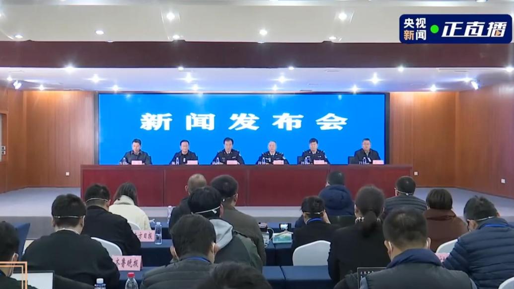 中央新聞發(fā)布會(huì)關(guān)于胡鑫宇事件的深入解析，胡鑫宇事件深度解析，中央新聞發(fā)布會(huì)揭秘真相