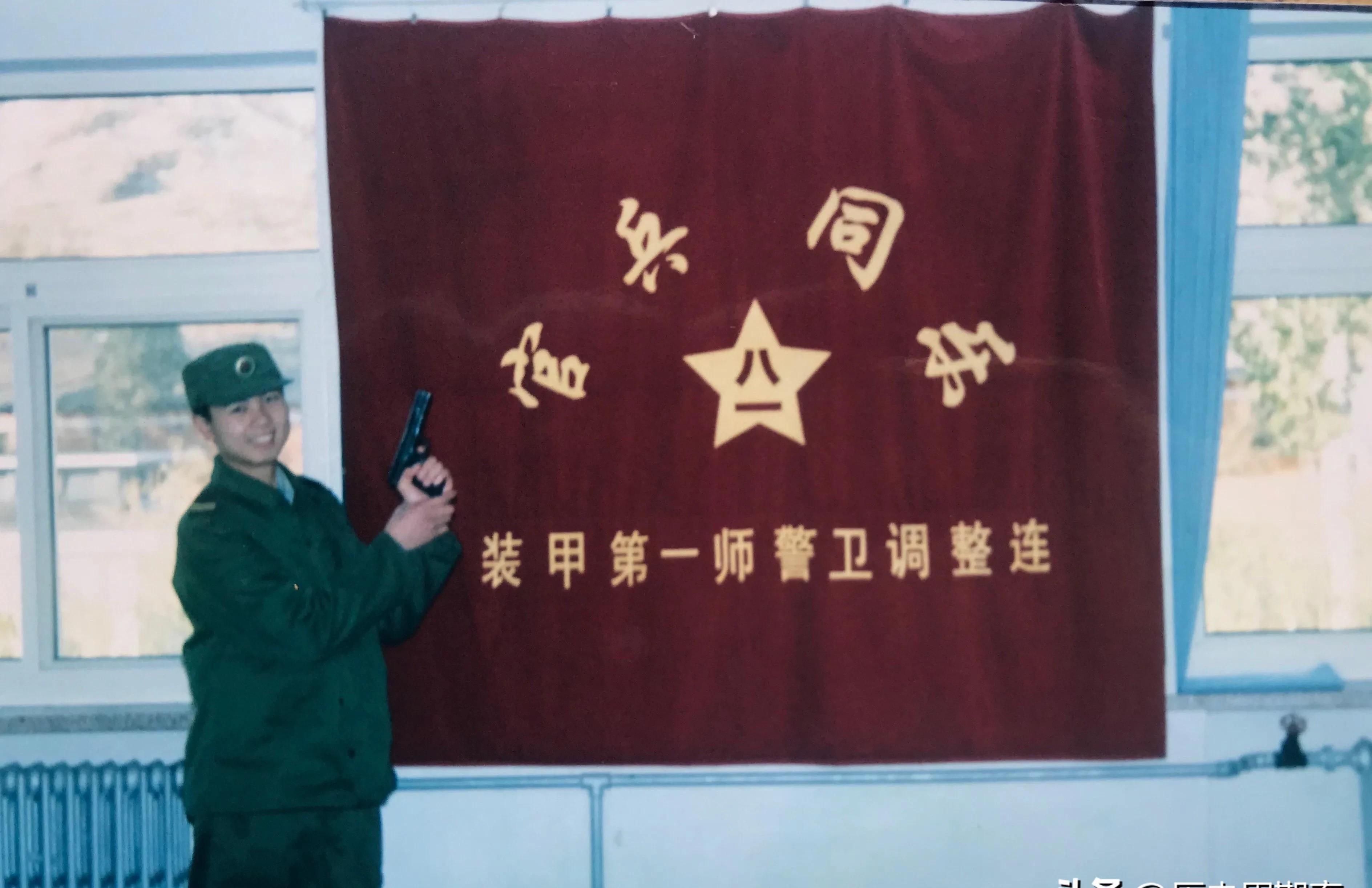 軍長(zhǎng)能否調(diào)動(dòng)警衛(wèi)連，權(quán)力與職責(zé)的探討，軍長(zhǎng)權(quán)力與職責(zé)，能否調(diào)動(dòng)警衛(wèi)連的探討
