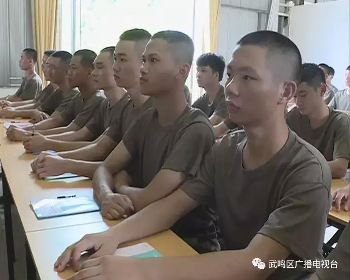 正午國防，國家安全的堅固盾牌，正午國防，國家安全的堅實盾牌