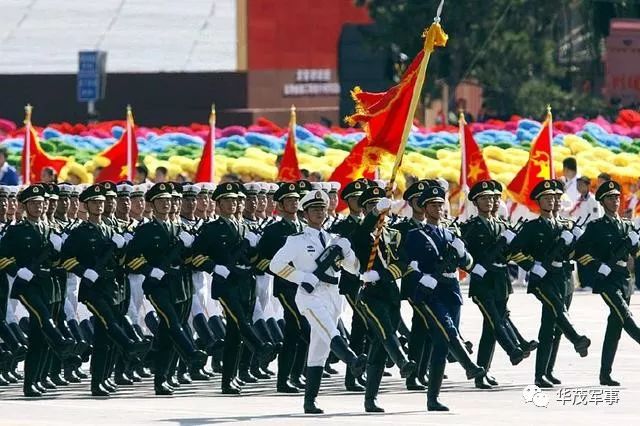 中國閱兵海軍方陣，展現(xiàn)海上力量之風采，中國海軍方陣閱兵，展現(xiàn)海上力量風采